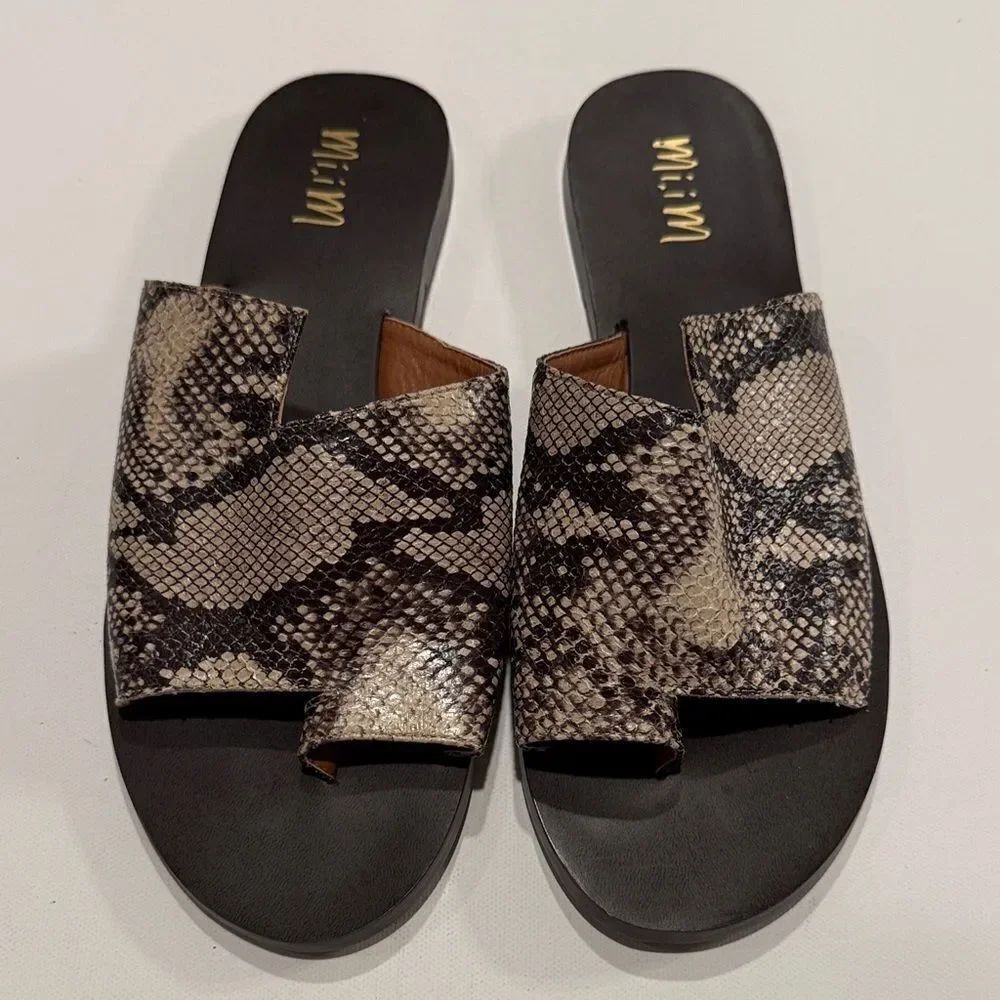 Mi.iM Black and Brown Snake Print Sandals